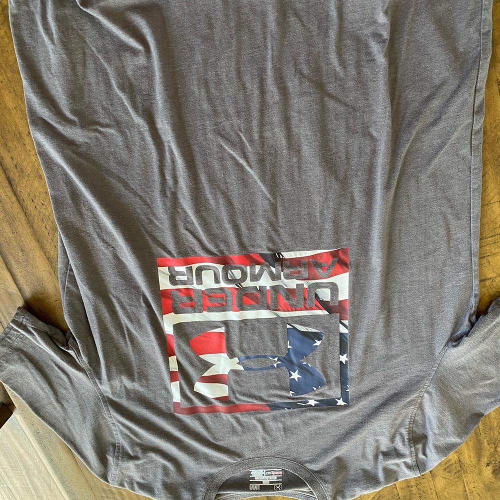Under armor T-shirt